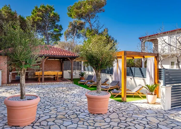 Appartamento With Parking Space - 24090 *