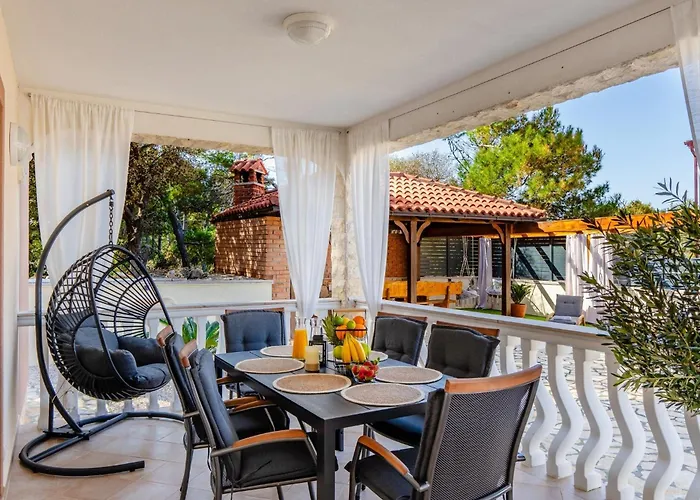 Appartamento With Parking Space - 24090