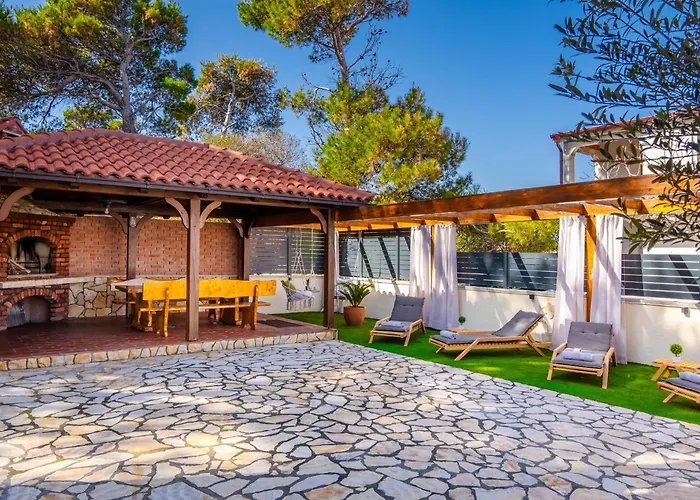 Appartamento With Parking Space - 24090 *