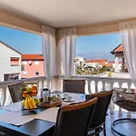Apartmán With Parking Space - 24090 Vir