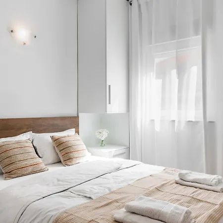 Apartment With Parking Space - 24090